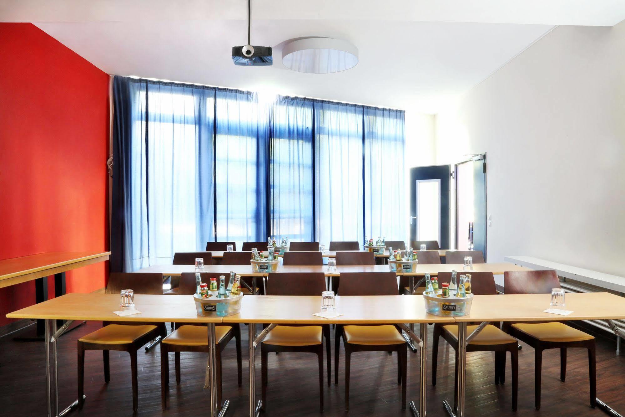 H24 Hoteltow Esterno foto